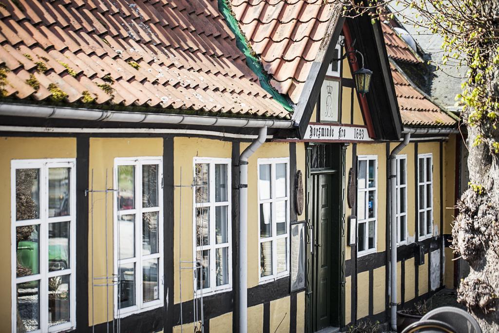 Norsminde Kro Одде Экстерьер фото